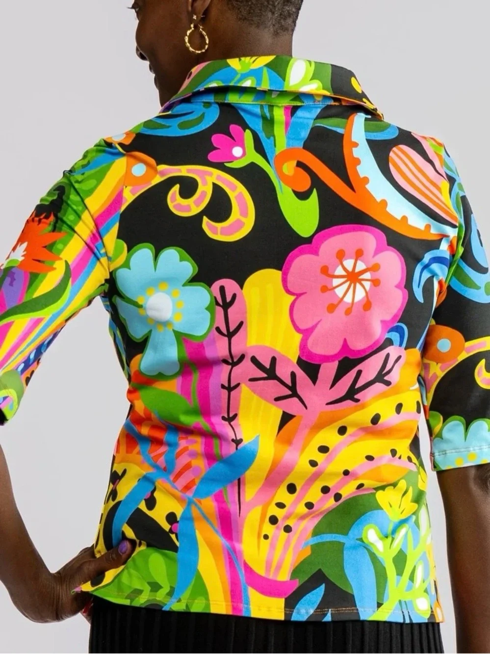 Lesley Evers Kimmy Top in Bonanza funky color floral print - Picture 2 of 4